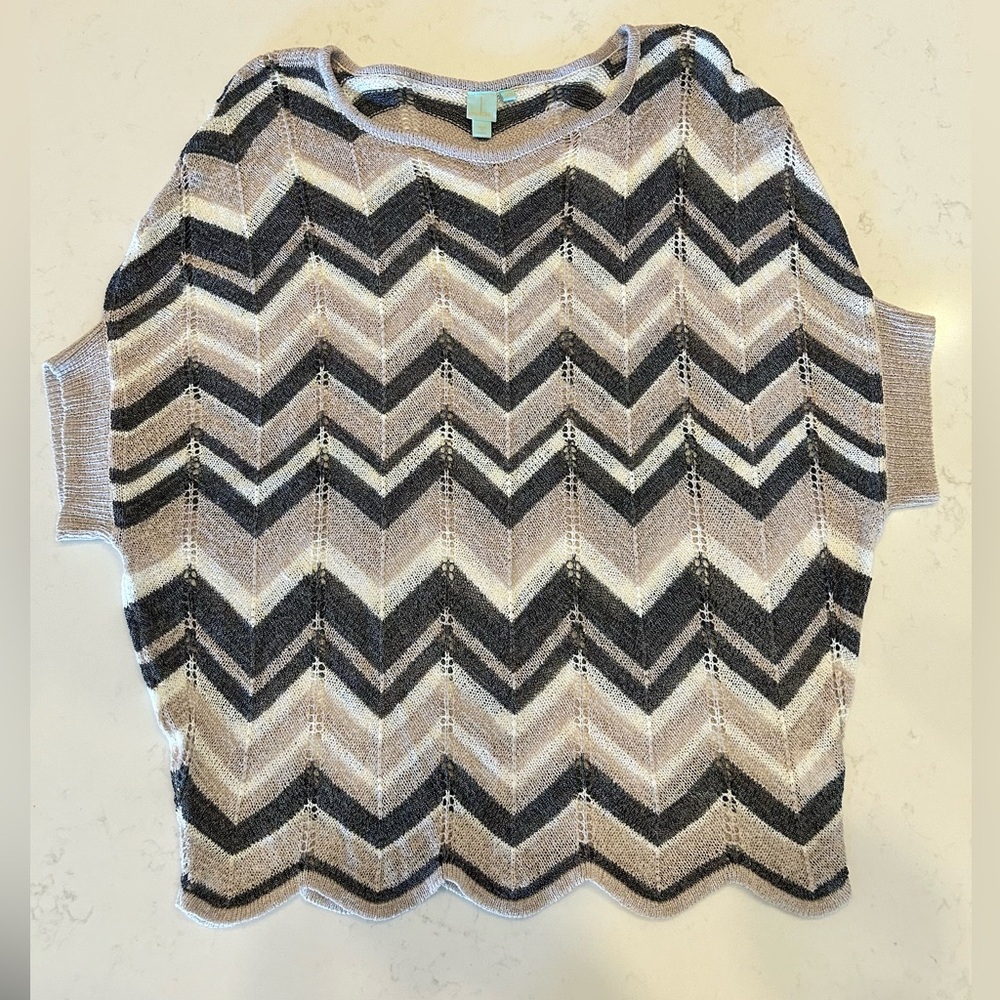 SHU SHU SWEATER TOP (L/XL); white, tan, gray, black